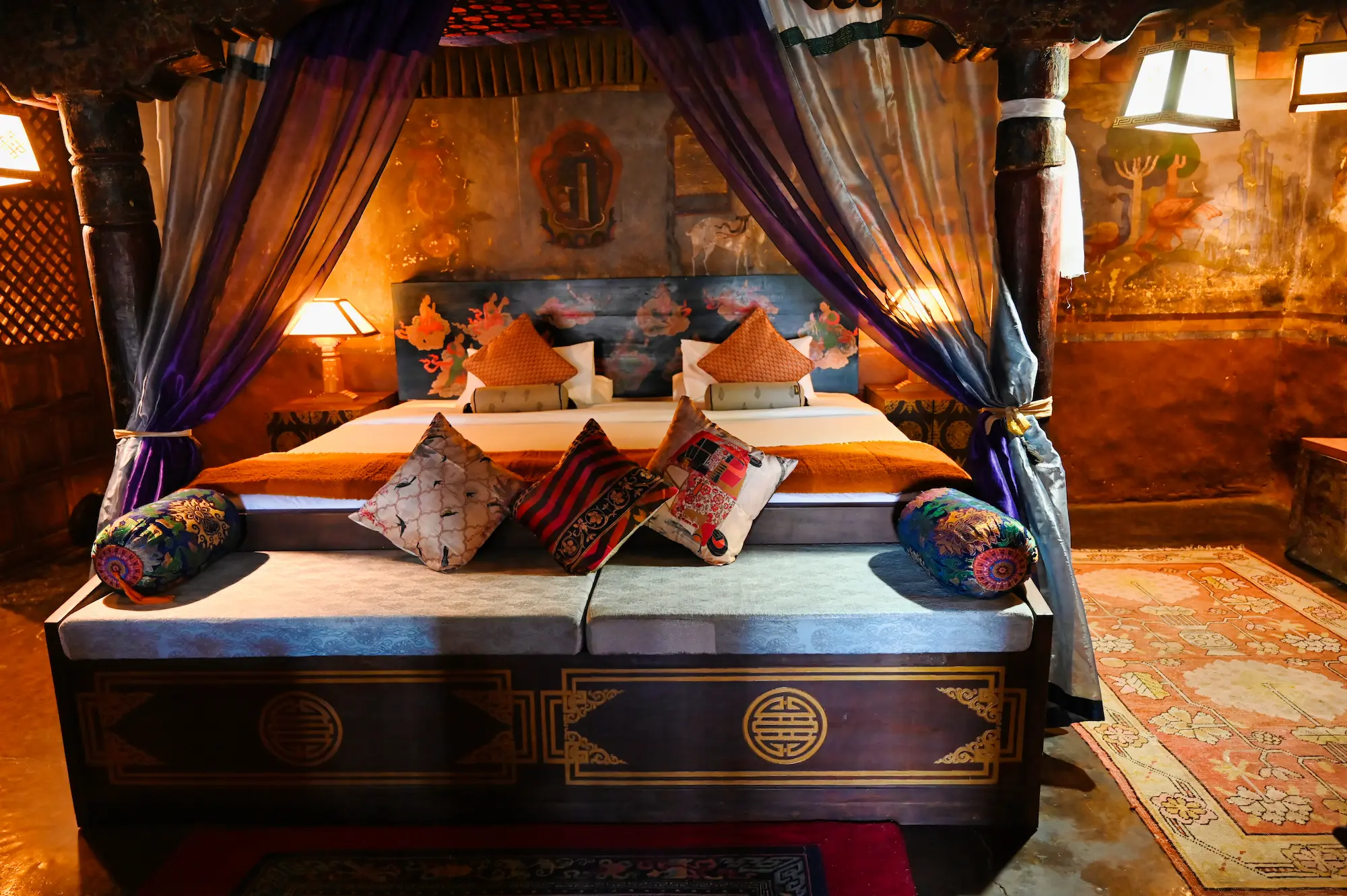 The Queens Room